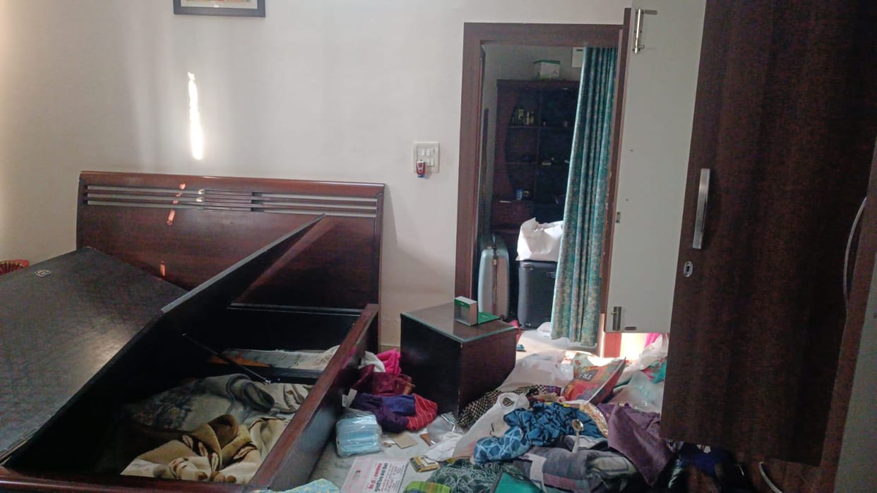 Theft in retired SP's house in Bass, case registered