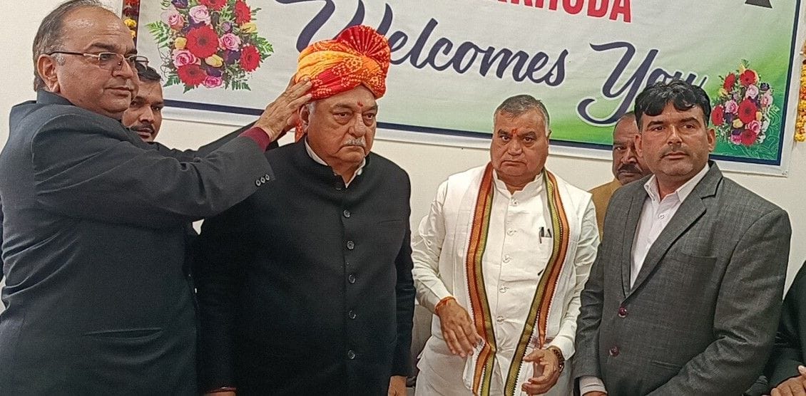 Former Chief Minister inaugurated the chambers of advocates
