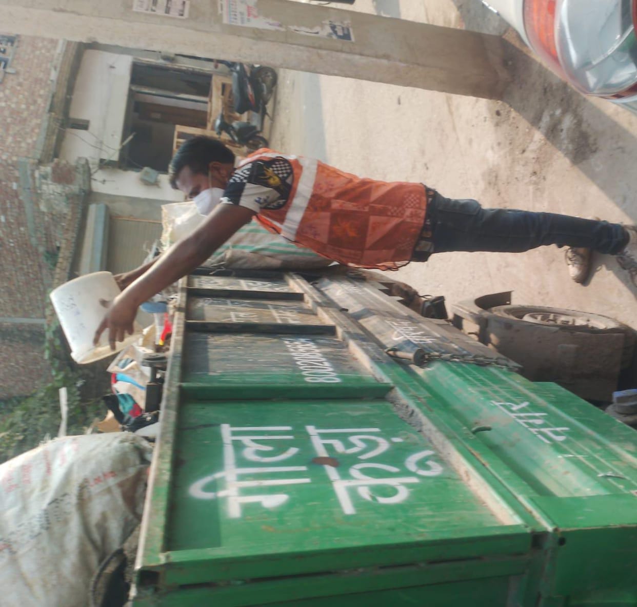 Lack of awareness, mixed waste is being dumped during door-to-door collection