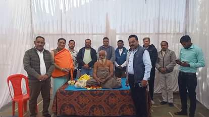 Ujjain News: नेपाली बाबा बोले- प्रयागराज कुंभ में आकर धर्मलाभ अर्जित करें, वर्षों के बाद यह महाकुंभ आया है Come to Prayagraj Kumbh and earn religious benefits, this Mahakumbh has come after years - Nepali Baba