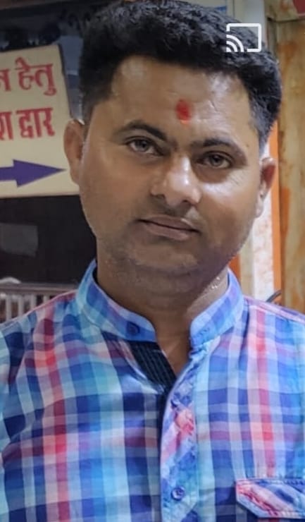 Heart attack while eating Chole-Bhatura, youth commits suicide