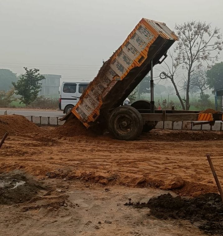 The cut on NH 352 through the fields of Jaijaivanti village was closed.