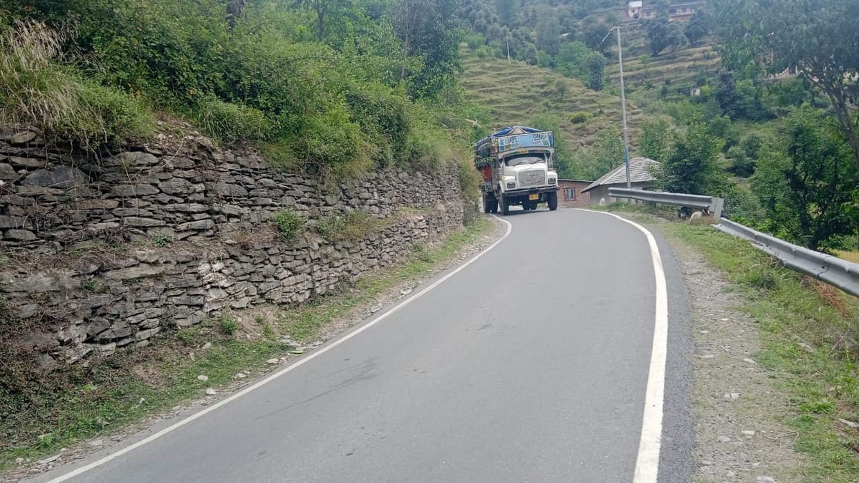Road widening work is incomplete, risk of accident