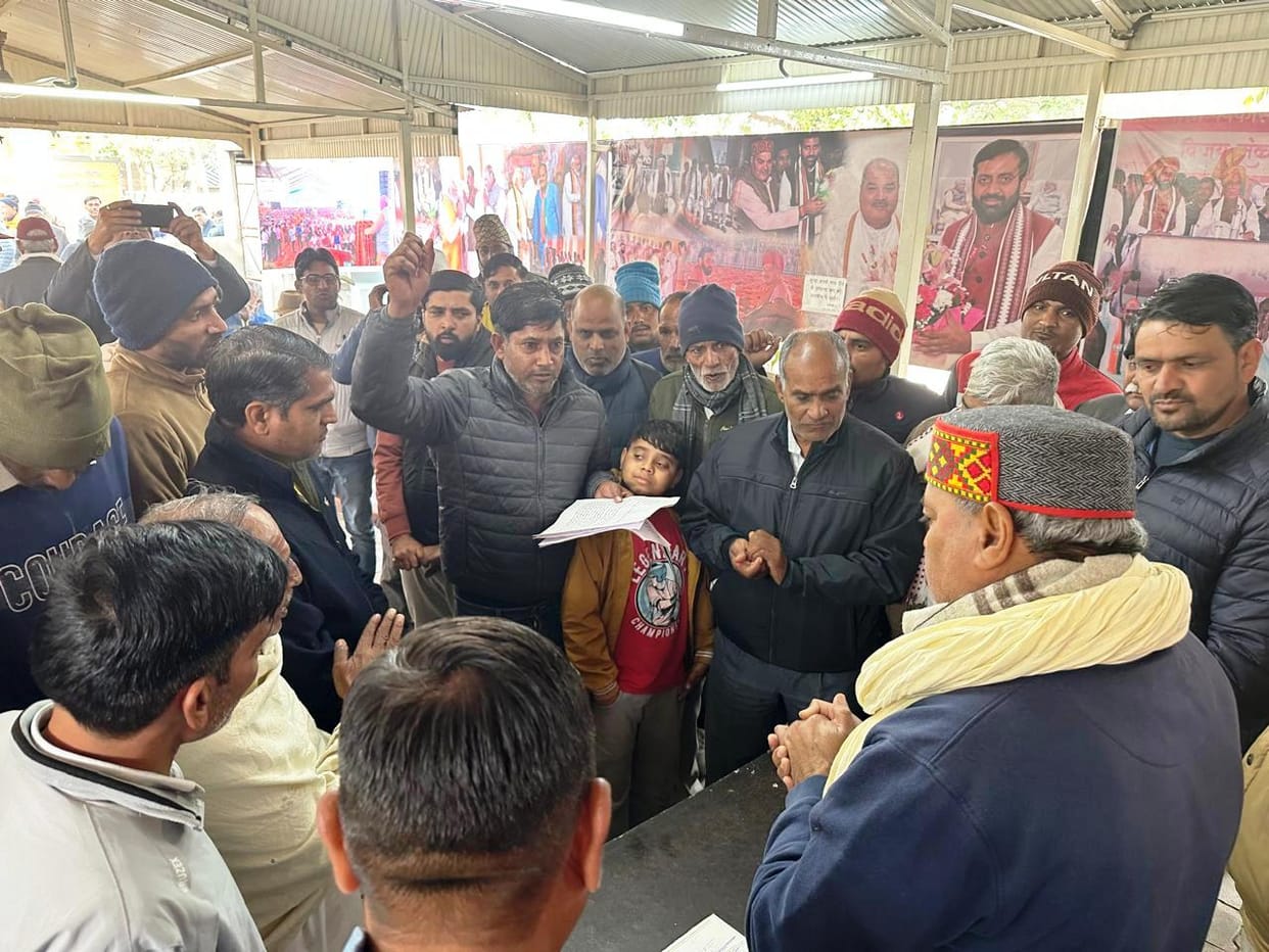 MLA listened to people's problems, gave instructions to officials to solve them