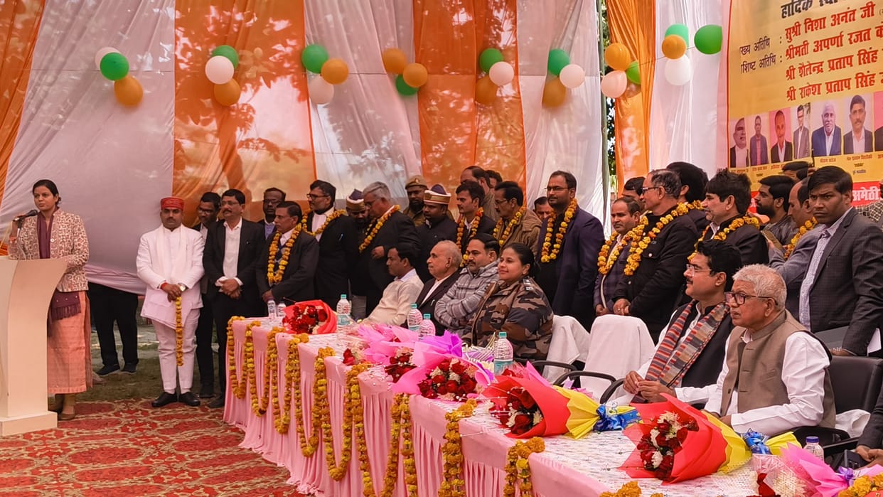 It is everyone's responsibility to provide easy and timely justice to the litigants.