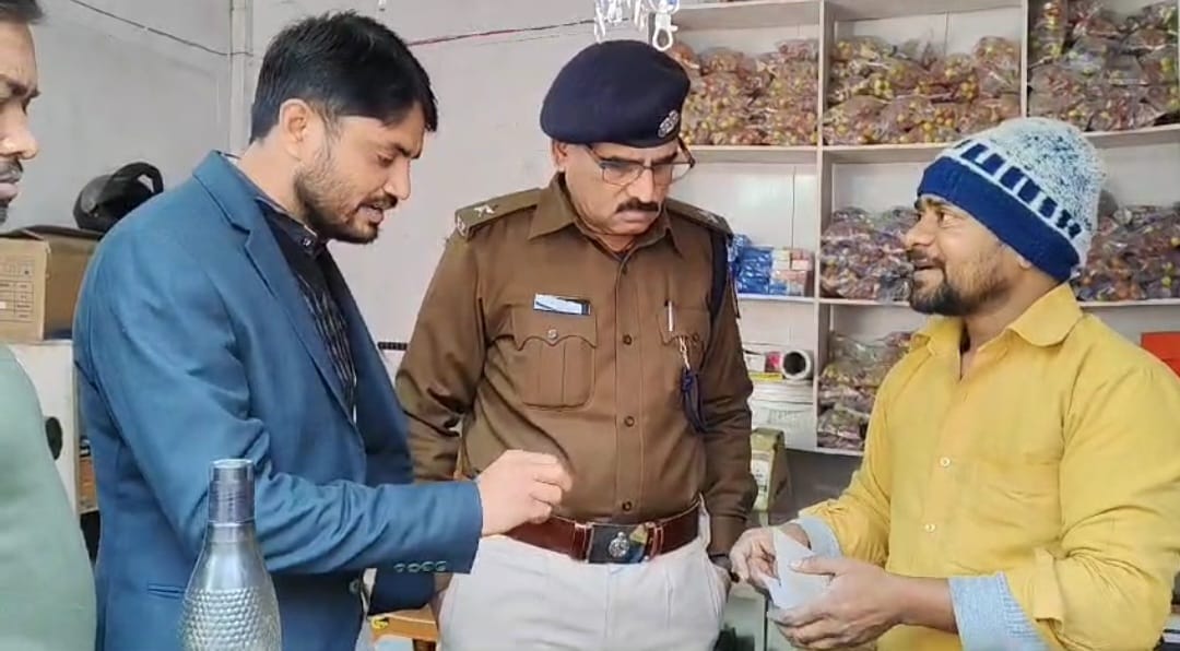 Bihar news :Police raid on information about fake seal manufacturing big gang busted in the past