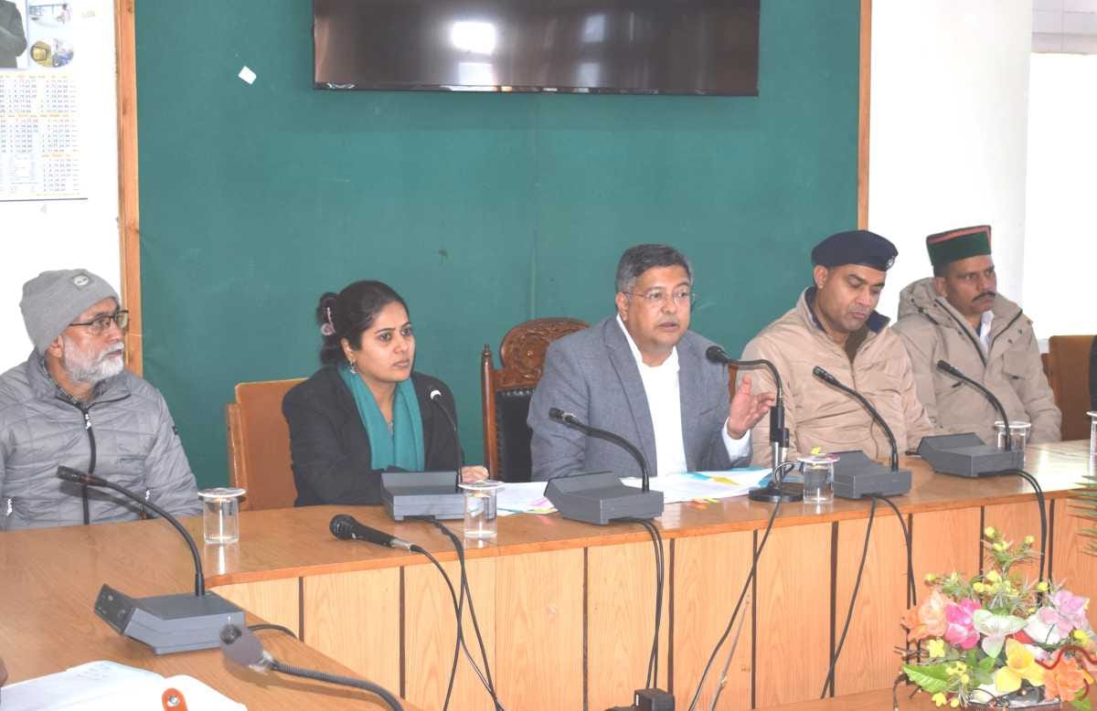 Preparation for baby and dog show along with games in state level Holi fair