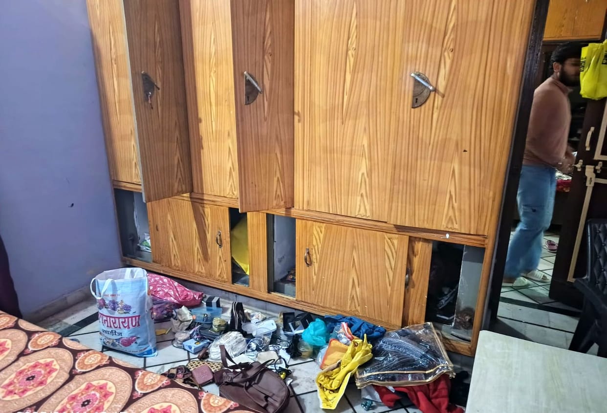 Jewelery and Rs 40 thousand cash stolen by breaking the lock of the house, case registered