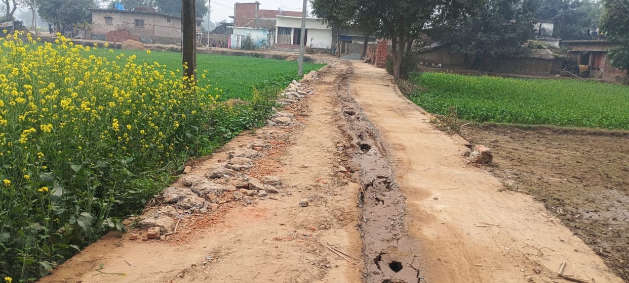Road broken to lay pipeline and abandoned, pedestrians upset