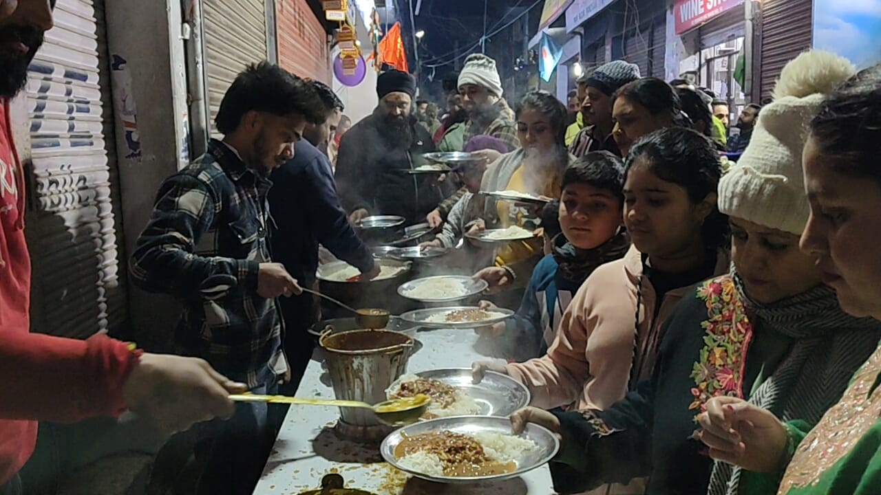प्रतिमा की प्राण प्रतिष्ठा की पहली वर्षगांठ धूमधाम से मनाई