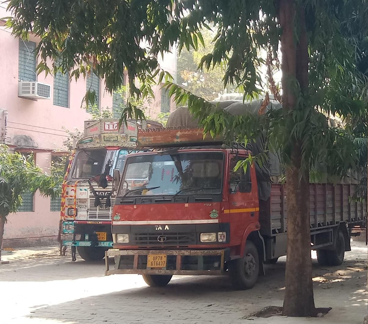 Betel nuts and gutkha worth Rs 1.43 crore being sold through fake bills caught