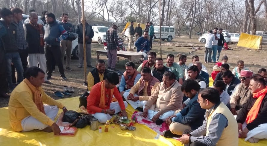 Movement of big vehicles started from Pantoon bridge of Sharda river, villagers got relief