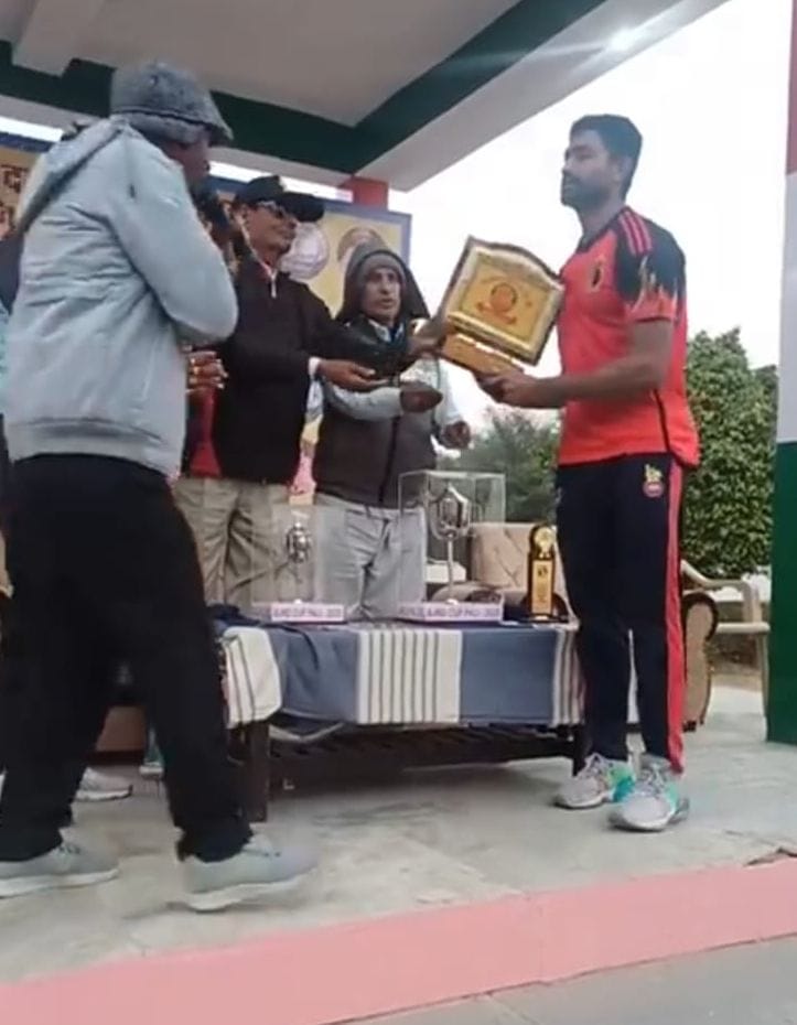 Amit Pali's team won the match by eight wickets