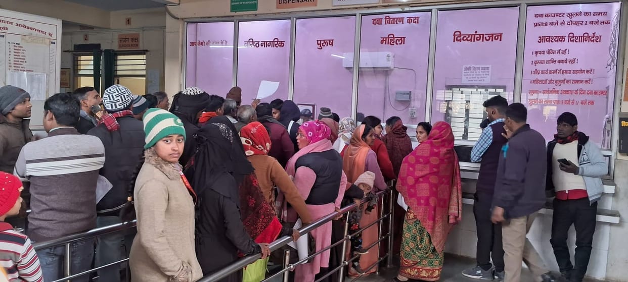 Long queues from registration to medicine counter