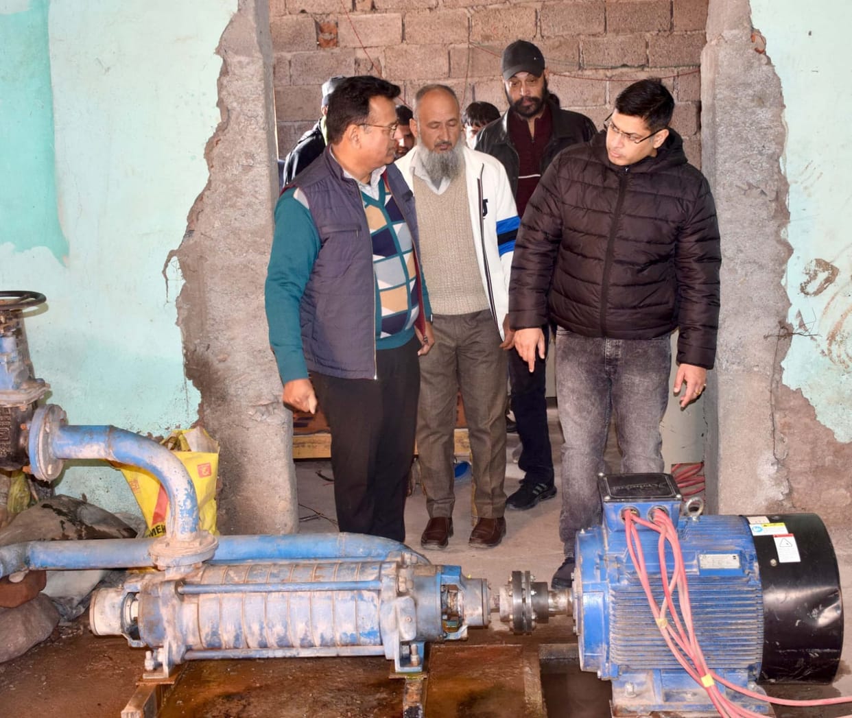 Inspected the progress of water supply schemes