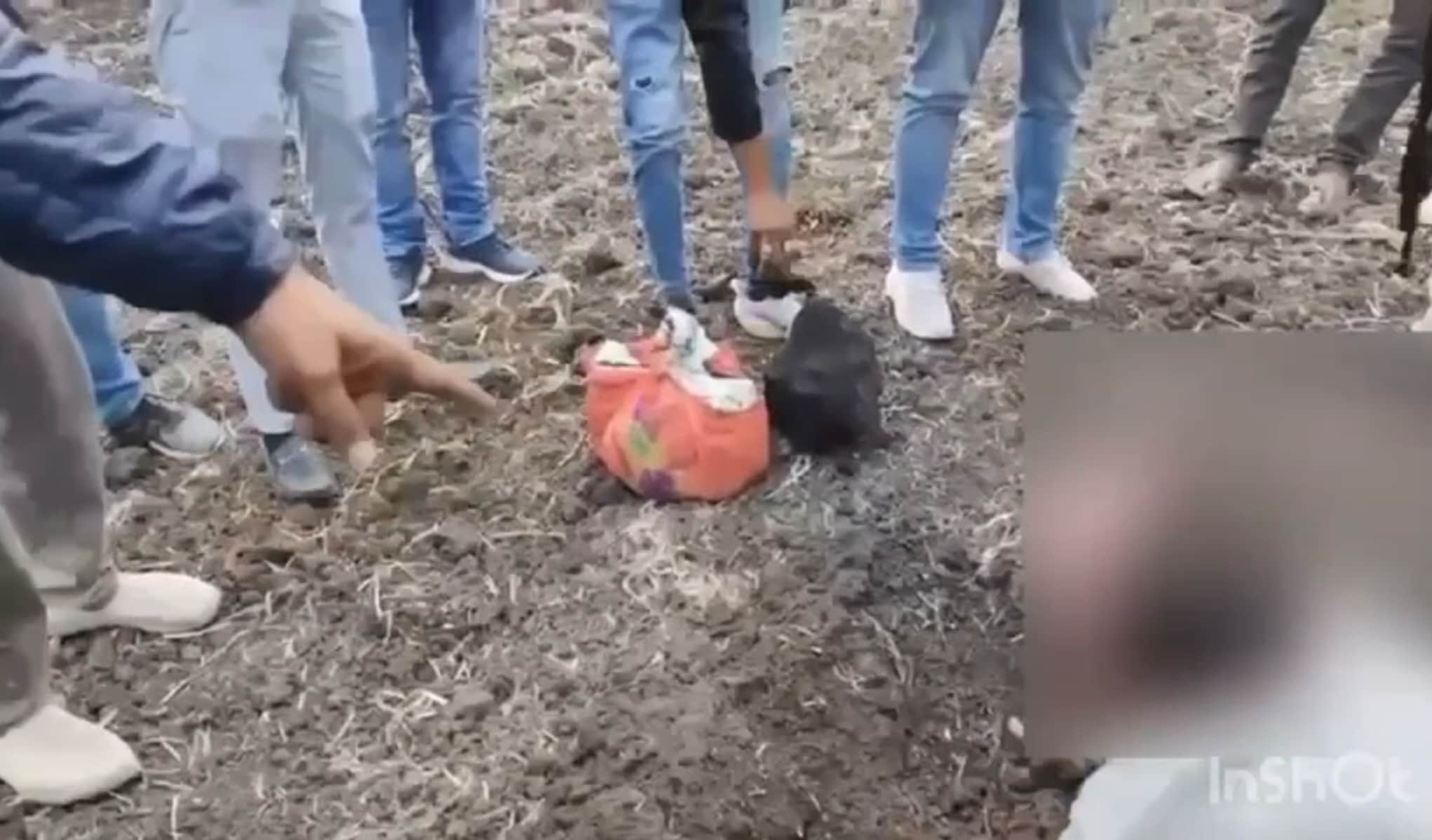 खेत में गढ़े केमिकल सीबीएन ने किए जब्त, इसी कमरे में बनाई जा रही थी एमडीएमए ड्रग