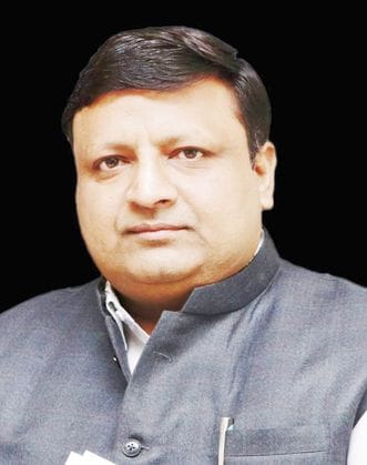 Income tax exemption should be increased to at least Rs 10 lakh in the budget.
