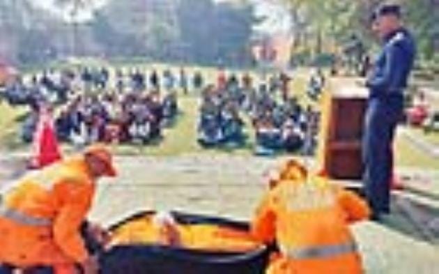 NDRF team made college students aware about disaster management