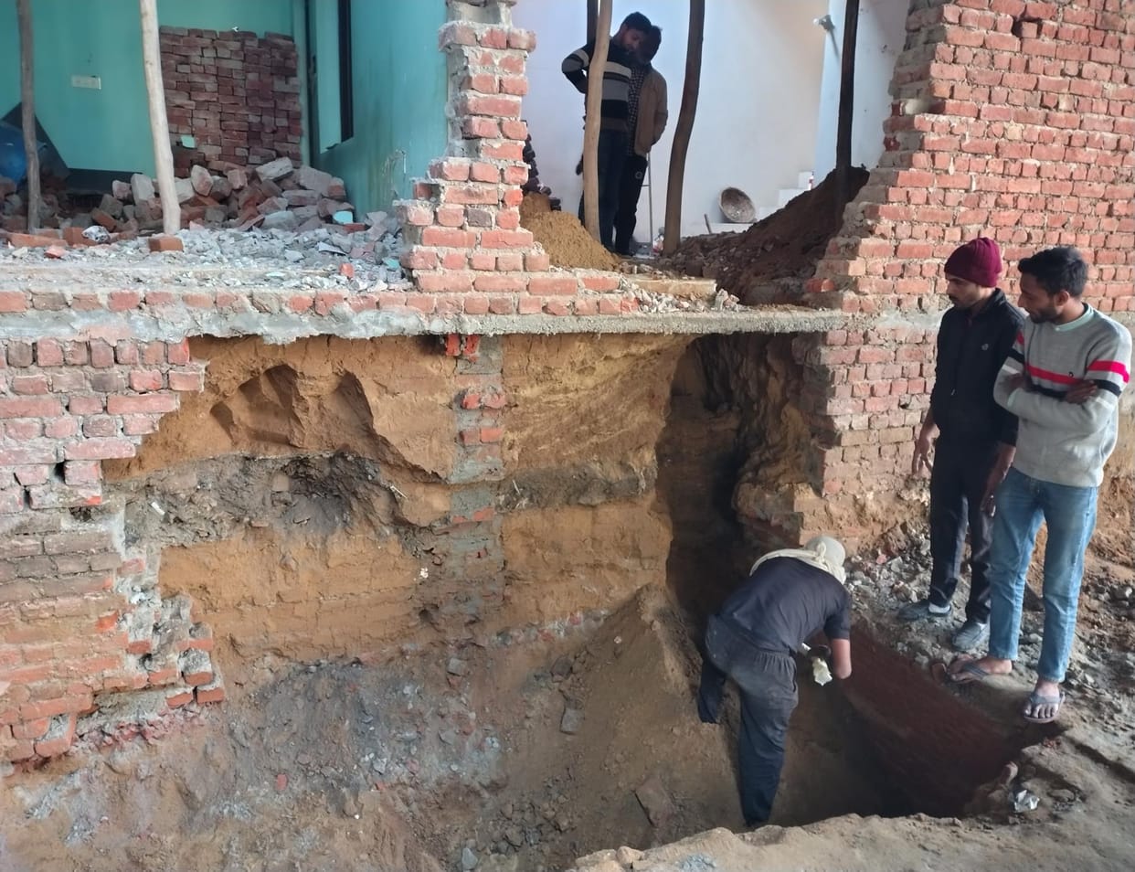 The rest of the stepwell is being dug under the house