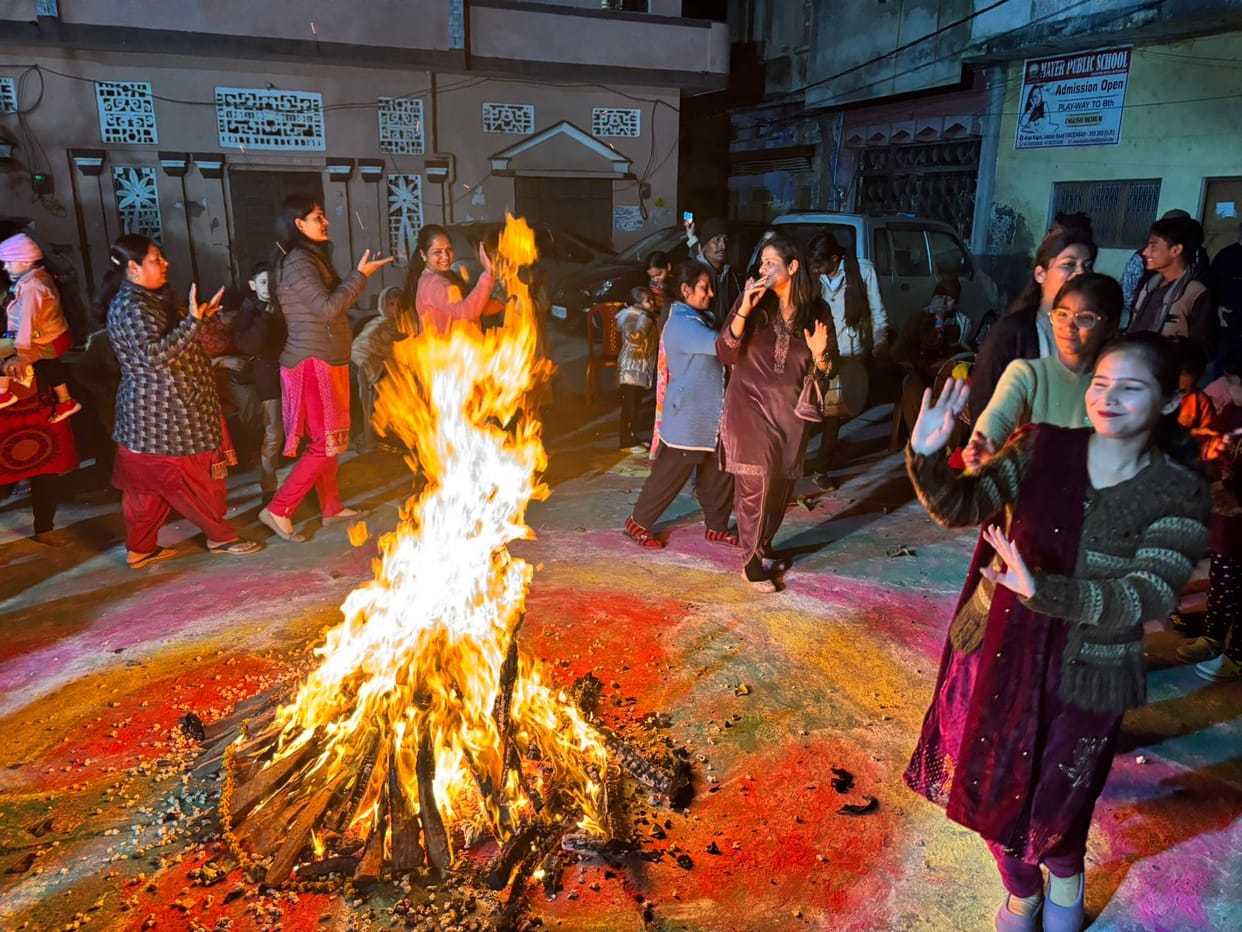 Sundar Mundariye Ni, Hulle Ni Maye Hulle... song sung on Lohri