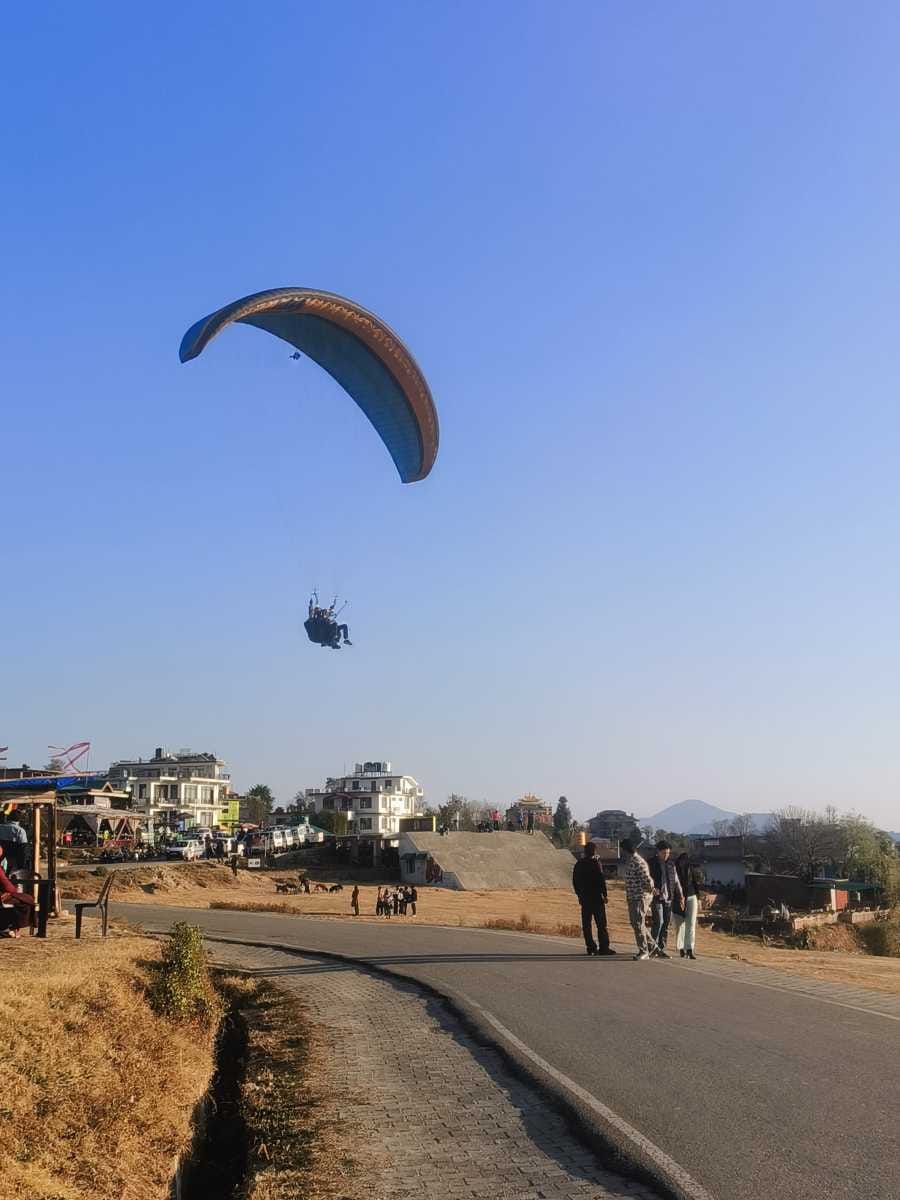 Tourists enjoyed tandem flights in Beed Billing