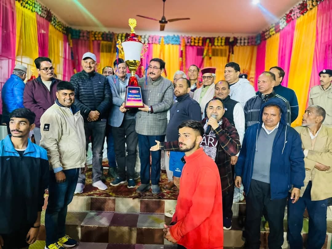 Bhranta Sai won the volleyball competition by defeating Boda.