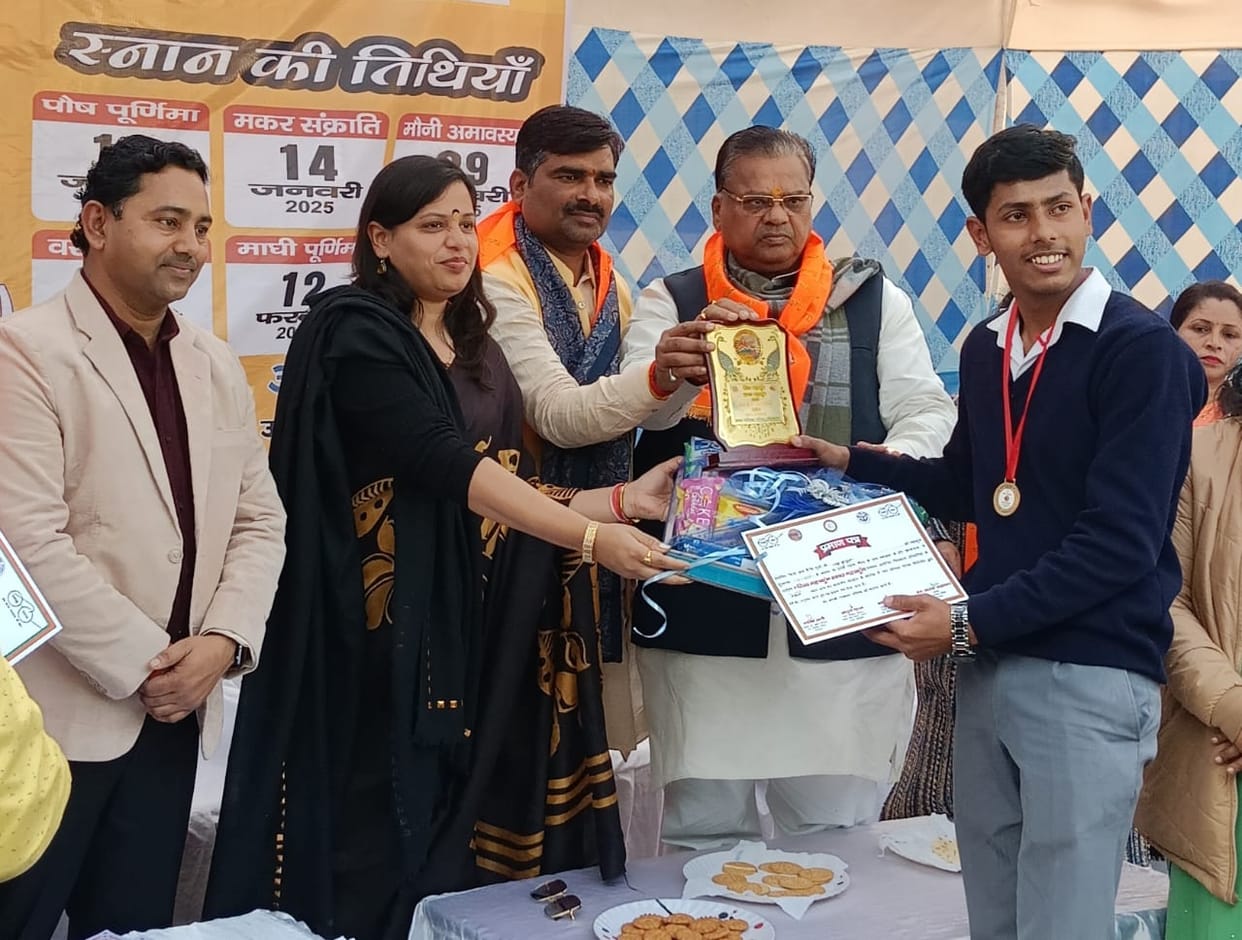 The glory of Mahakumbh was told through pictures, Luv Kumar was the first