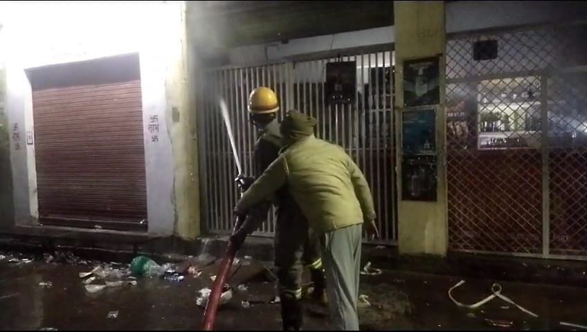 Liquor shop caught fire due to short circuit