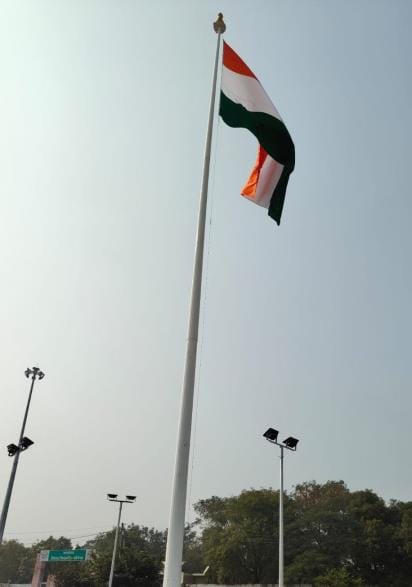 110 feet high tricolor hoisted in Kakor