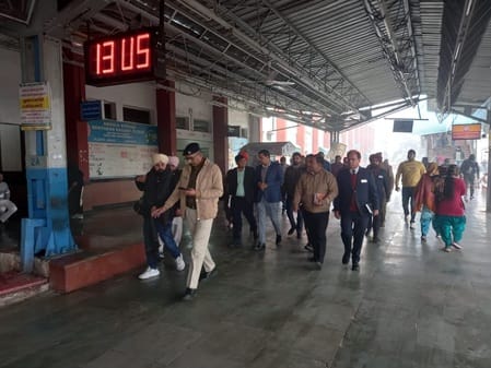 Fog affects operations of 19 trains