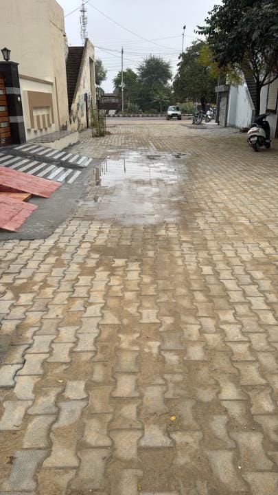 Development work worth 100 crores was done in one year, but not even a single information board was installed