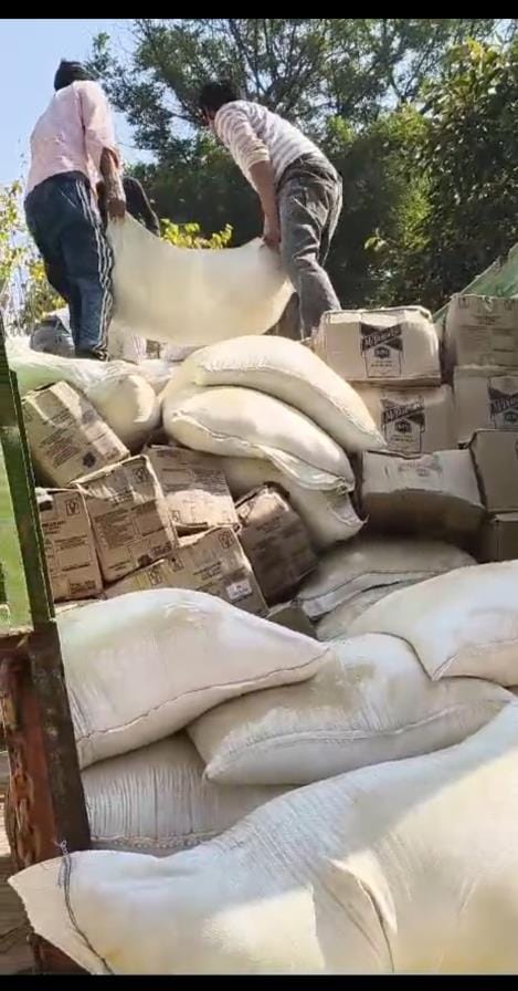 The driver was taking English liquor to Gujarat by hiding it under the gypsum sacks in the truck, Dabwali CIA caught him