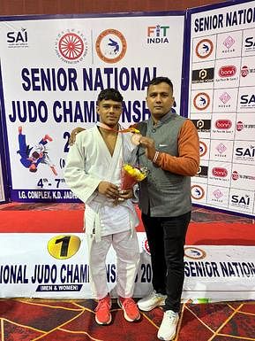 The player who returned after winning bronze in the national judo competition was welcomed