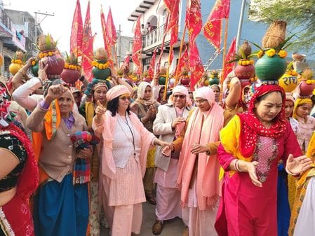 Kalash Yatra taken out in Mata Bhura Bhavani Temple Sisoth