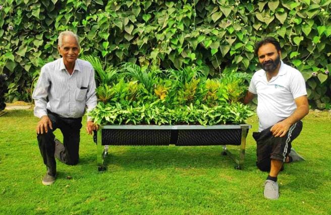 National Startup Day... Dreams bloomed in plastic pots... Returned from Canada and formed a company, now earning in lakhs