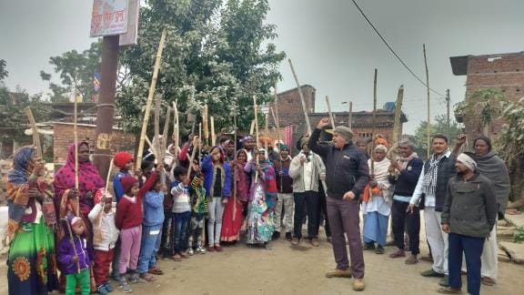 Farmers started a public awareness campaign, preparations for a march to Gorakhnath temple