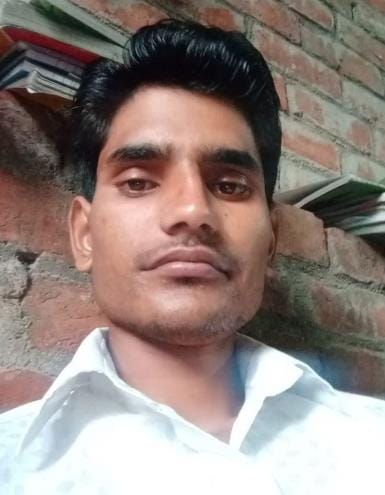 Delivery boy crushed to death by tractor-trolley