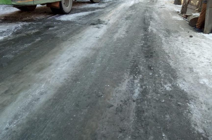 34 roads are closed due to snowfall, darkness prevails in 75 villages
