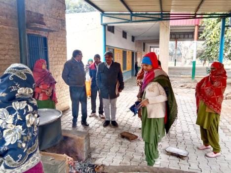 Chief Minister's flying squad raided Jandali Khurd school, irregularities found