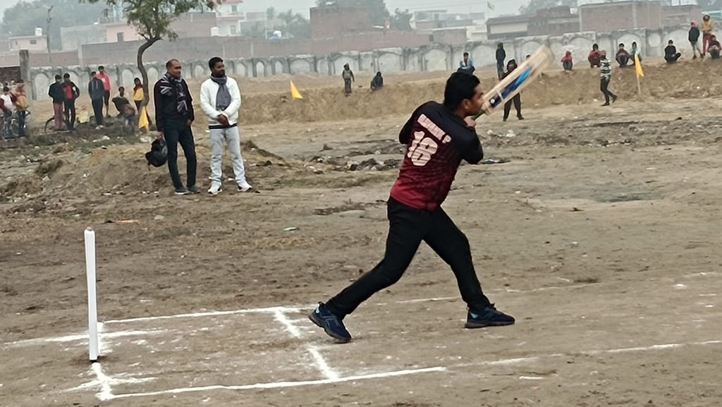 Capitals won due to Asad-Ravi's batting