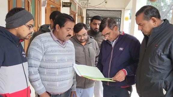 cm flying scott inspected nagar parishad work