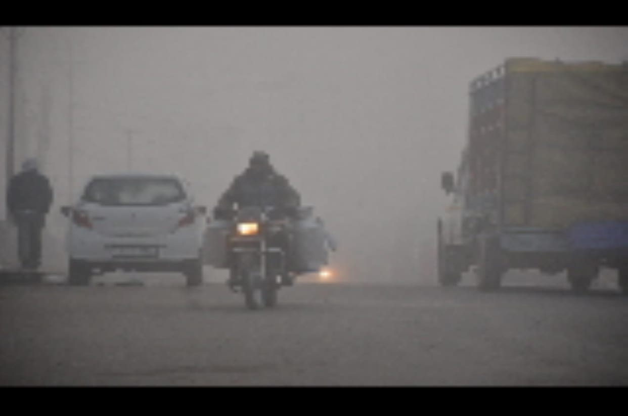 Fogg in Kathua, Students Reached in School in Cold wave
