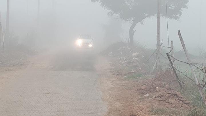 People are shivering in winter, life affected