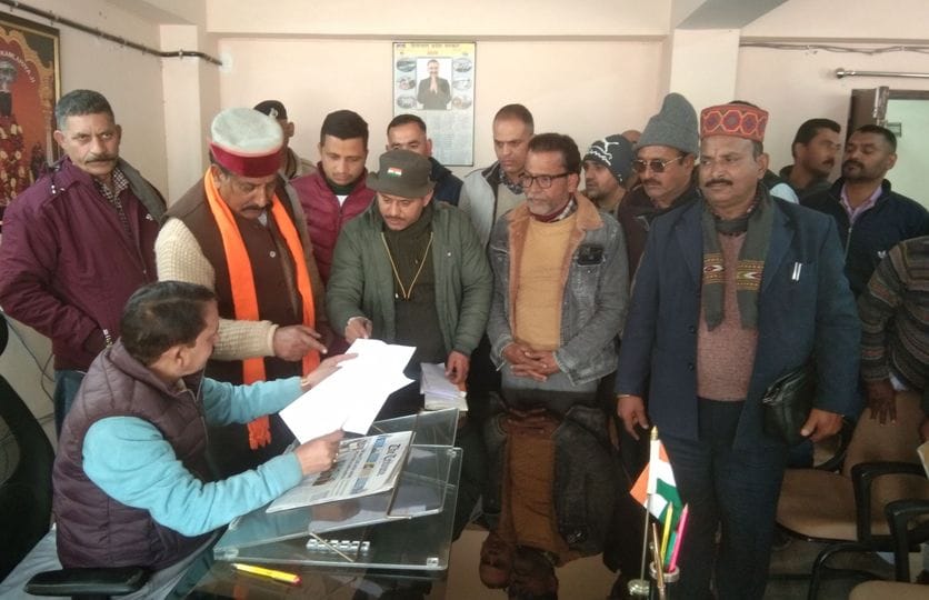 RM Dharampur should be suspended: Pyar Singh