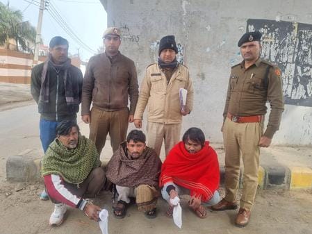 Three arrested with stolen jewelery and cash