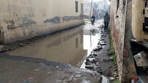 Trouble due to waterlogging on Satsang Ghar road