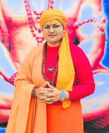 Sadhvi Mokshita became Mahant in Mahakumbh
