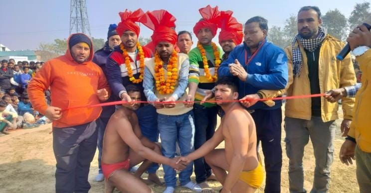 Baba Sanjay Das defeated Sheru wrestler