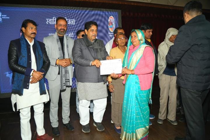 37,000 people got gharoni under ownership scheme