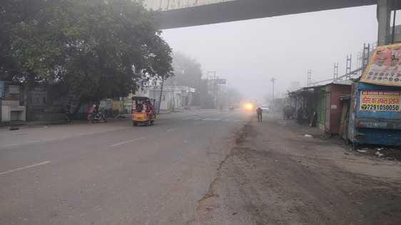 Light fog in Khatauli in the morning: Samvad